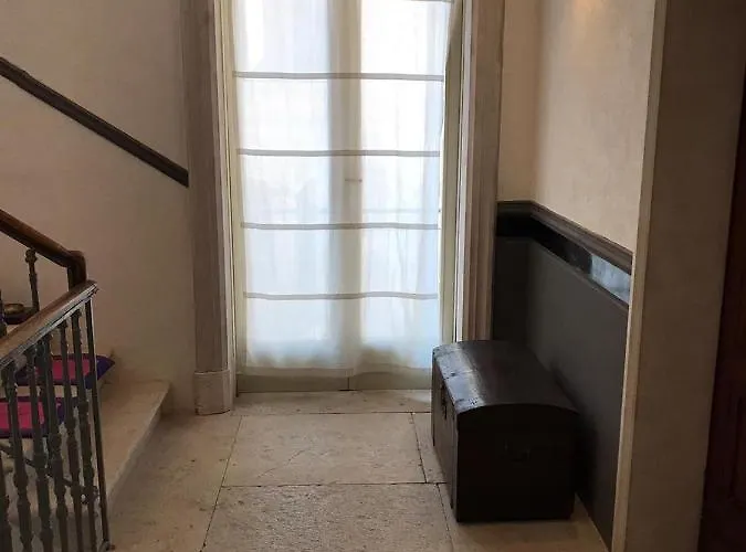 Palazzo Romanelli 住宿加早餐酒店 4*
