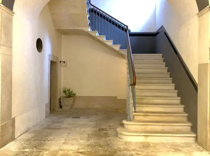 Palazzo Romanelli 住宿加早餐酒店 4*
