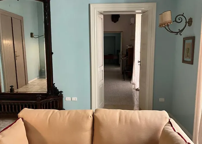 לינה וארוחת בוקר Palazzo Romanelli 4*